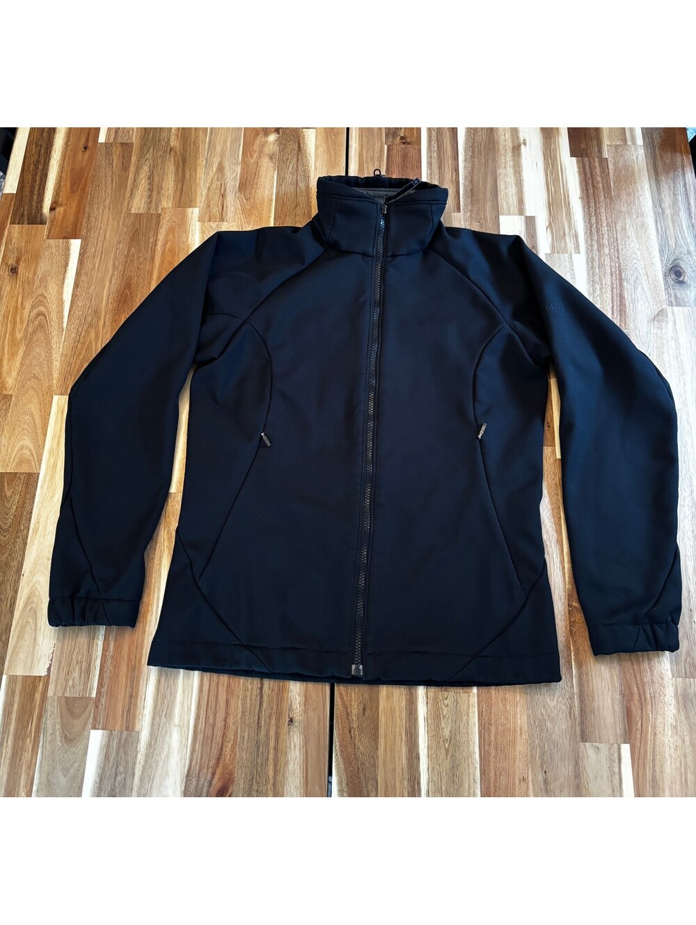 Columbia Women’s Small Black Softshell Jacket Fleece Lined Full Zip Outdoor